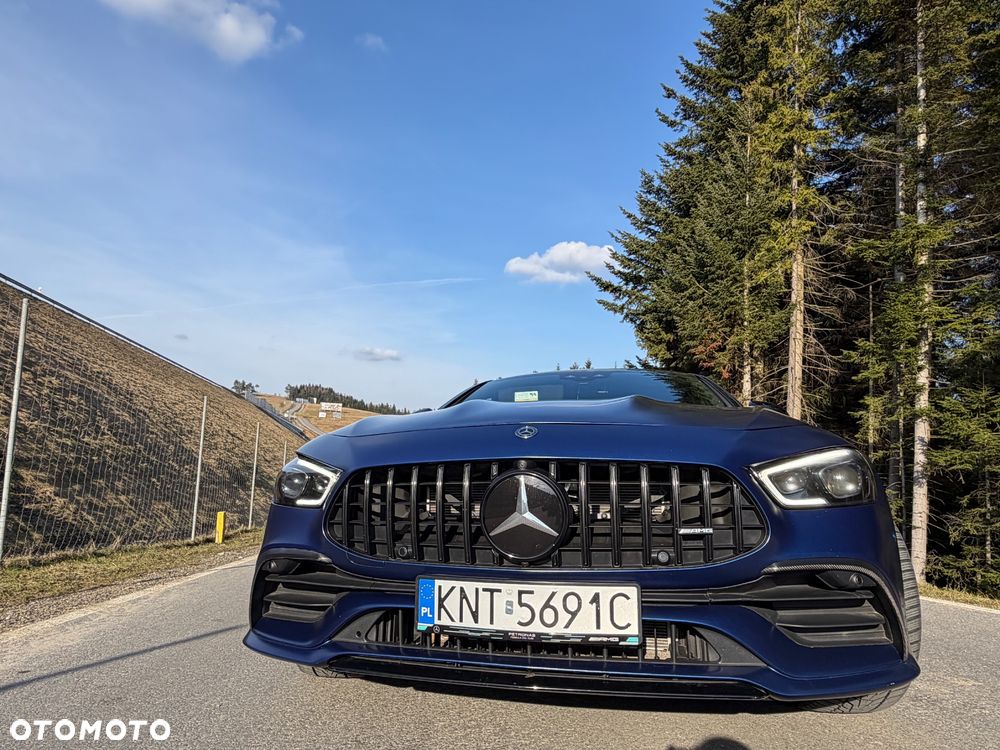 Mercedes-Benz AMG GT 53 4Matic+ Speedshift TCT 9G - 3