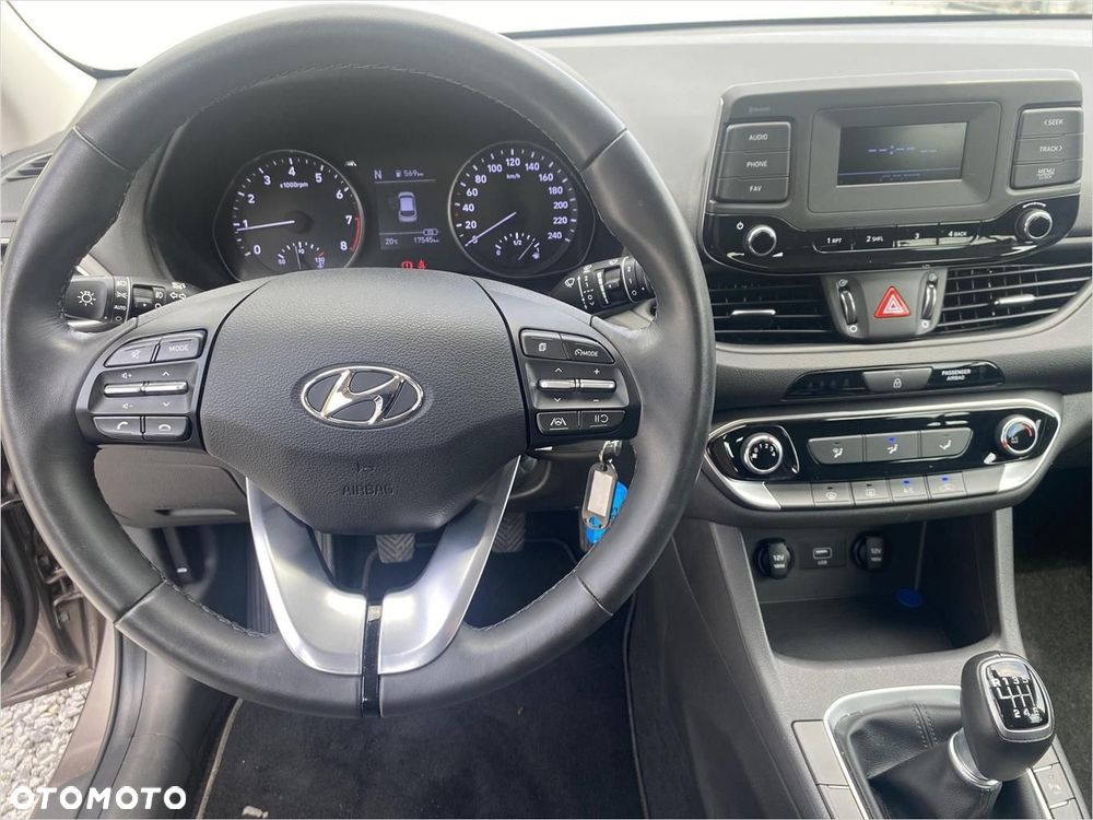 Hyundai i30 - 14