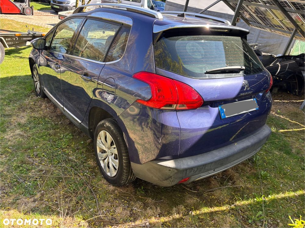 Peugeot 2008 - 5