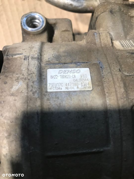 Kompresor klimatyzacji DENSO 8H22-19D623 Land Rover Discovery 3 III 4.4 V8 - 2