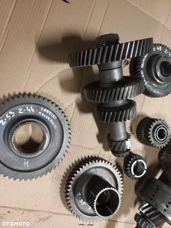 MCcormick MTX,Landini LEGEND koło zębate 1,2,3,4 bieg,Z 49,Z 59,Z 35,702865 A 1,228603 A 1,KOSZ REWERSU,SKRZYNIA, - 2