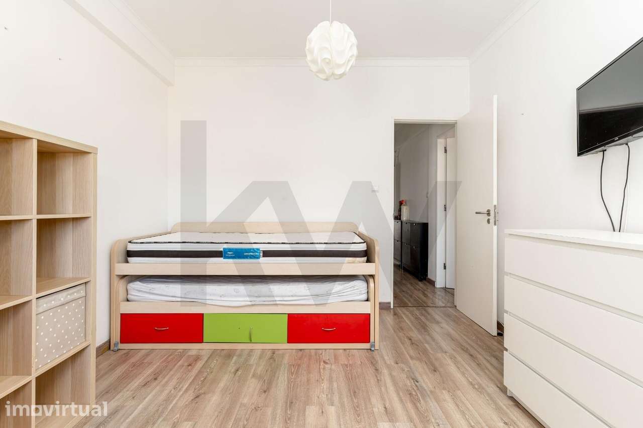Apartamento T2 em Bom Estado e Muito Luminoso – Póvoa de Santo Adrião - Grande imagem: 5/19