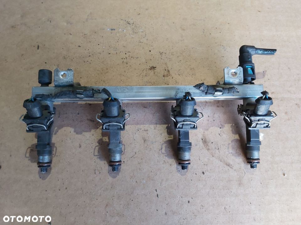 LISTWA WTRYSKOWA CORSA D 1.2 1.4B 0280151208 - 2