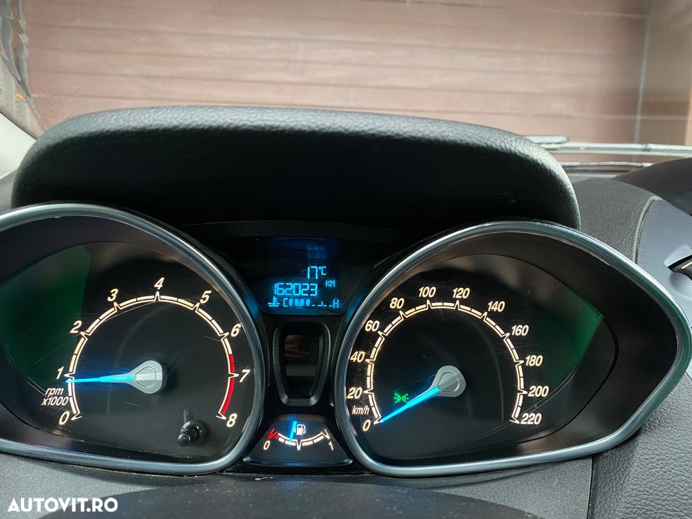 Ford B-Max 1.0 EcoBoost Titanium - 28