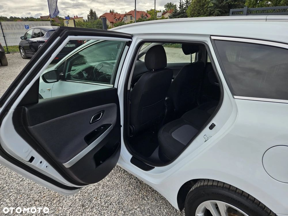 Kia Ceed 1.4 CVVT SW Dream Team Edition - 22
