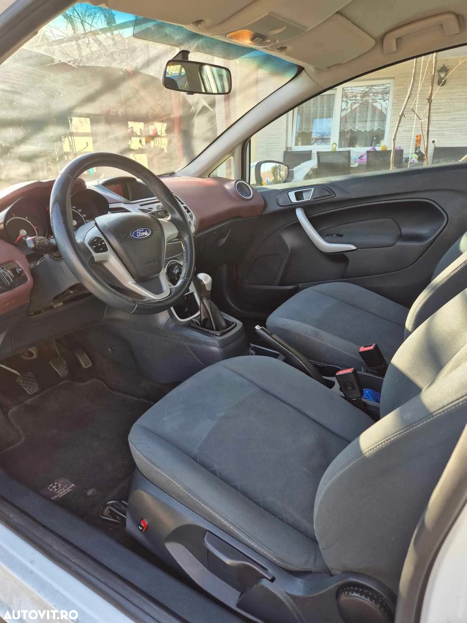 Ford Fiesta 1.6 TDCi Titanium - 12