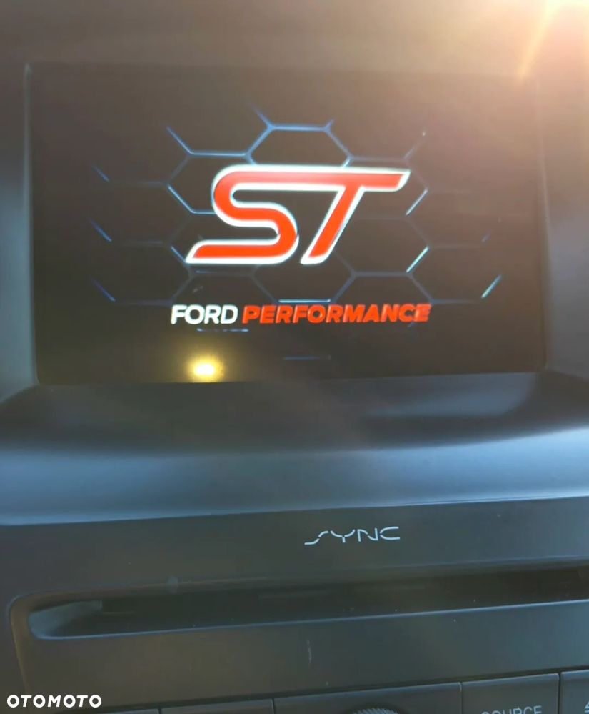 Ford Focus 2.0 TDCi ST PowerShift - 18