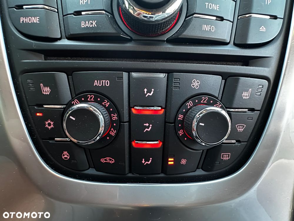 Opel Astra - 16