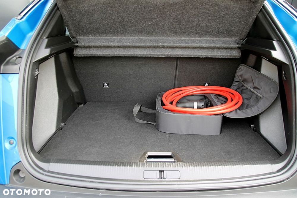 Peugeot 2008 50kWh Allure - 18