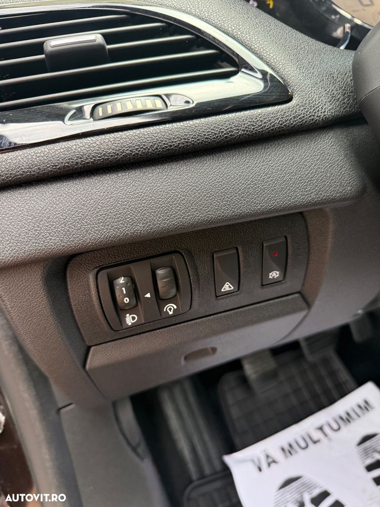 Renault Megane - 30
