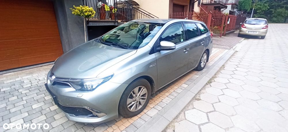 Toyota Auris Hybrid 135 Active - 1