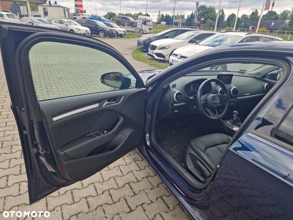 Audi A3 Sportback - 12