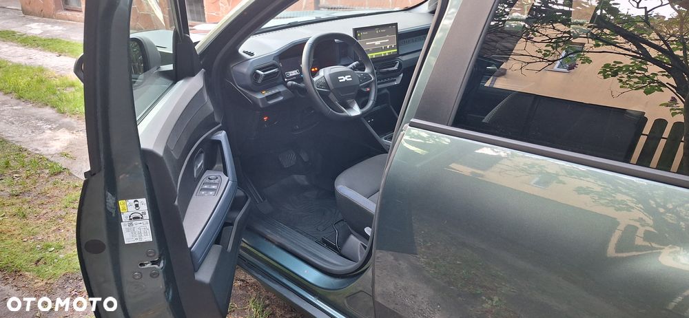 Dacia Duster 1.6 Full Hybrid 140 Journey MMT - 16