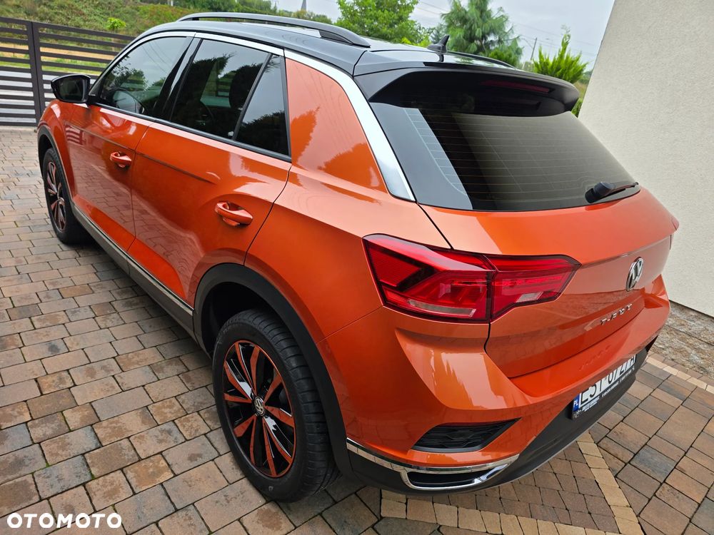 Volkswagen T-Roc - 23