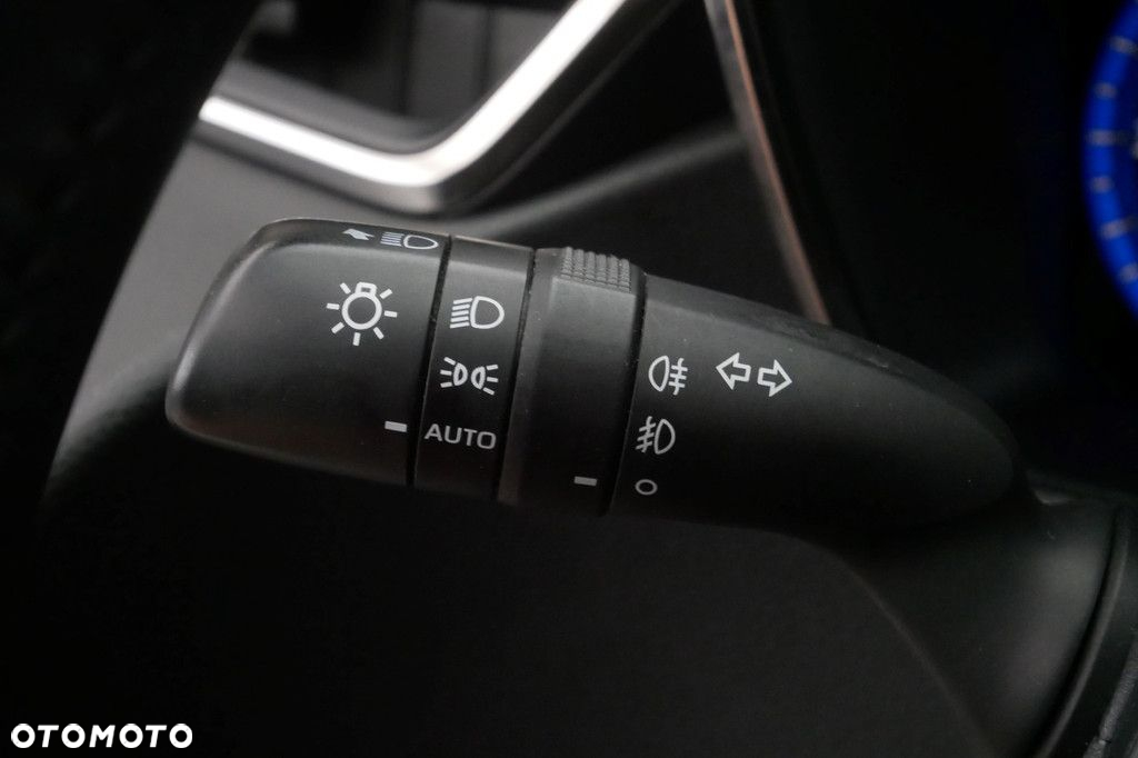 Toyota Corolla - 25