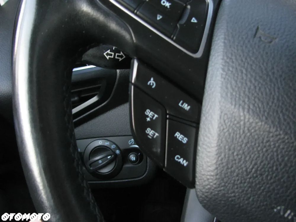 Ford C-MAX 1.5 TDCi Edition - 25