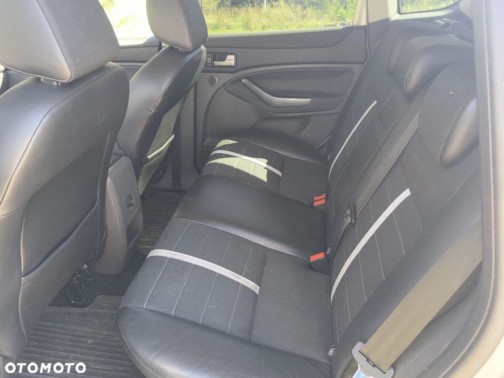 Ford Kuga 2.0 TDCi Trend MPS6 - 7