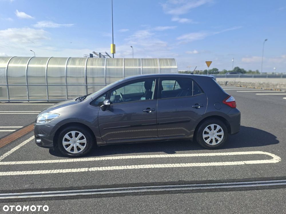 Toyota Auris 1.33 VVT-i Active - 10