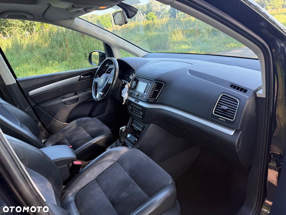 Volkswagen Sharan 2.0 TSI Highline DSG - 17