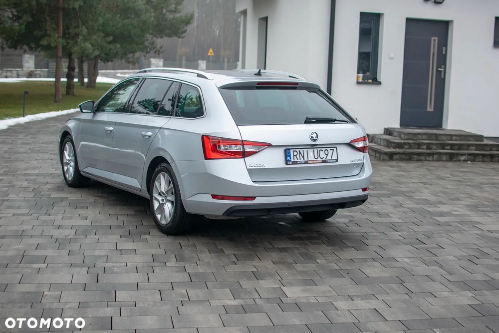 Skoda Superb - 24