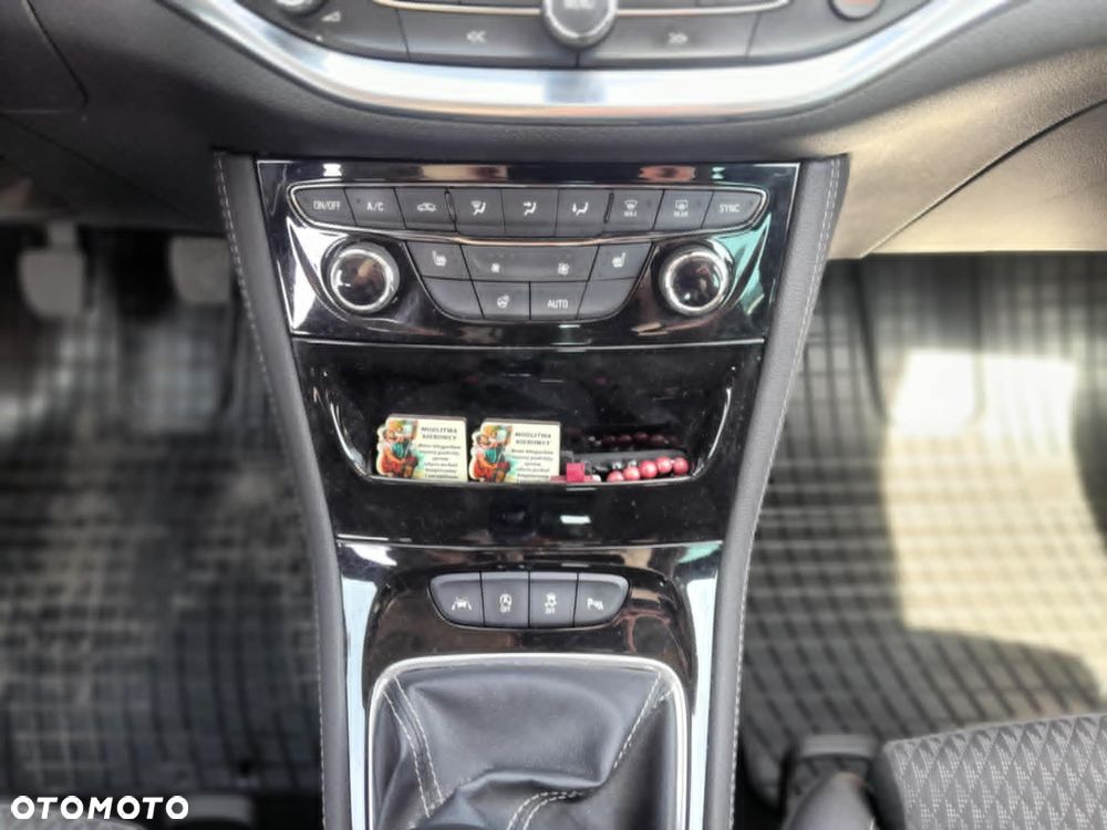 Opel Astra - 18