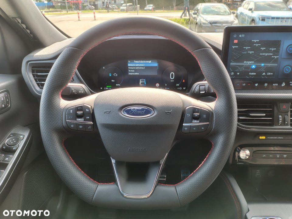 Ford Kuga - 10