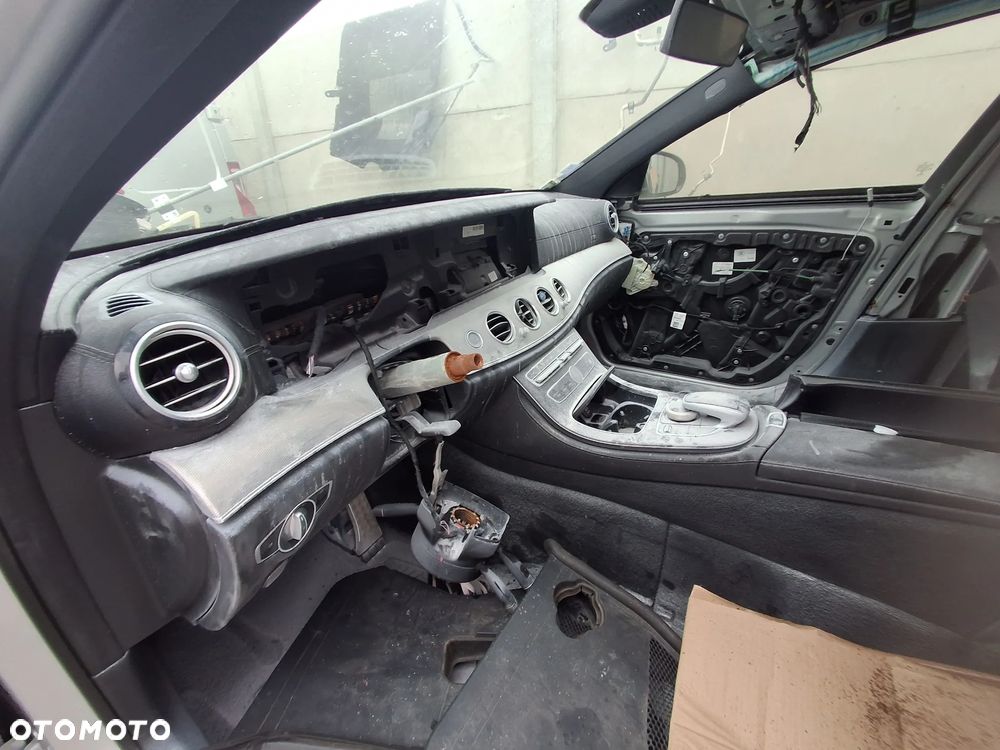 Mercedes-Benz Klasa E 220 d Business Edition 9G-TRONIC - 5