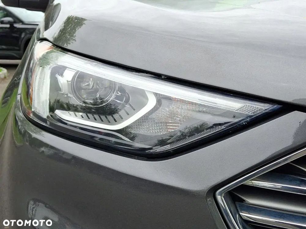Ford Edge - 10