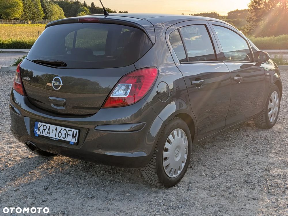 Opel Corsa 1.4 16V Enjoy - 2