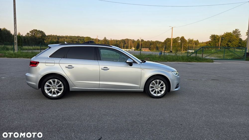 Audi A3 Sportback 2.0 TDI S line Sportpaket - 5