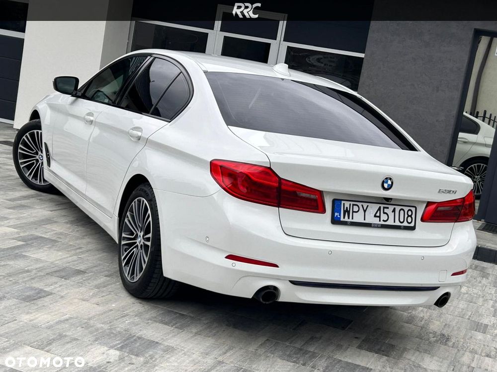 BMW Seria 5 530i Sport Line - 7