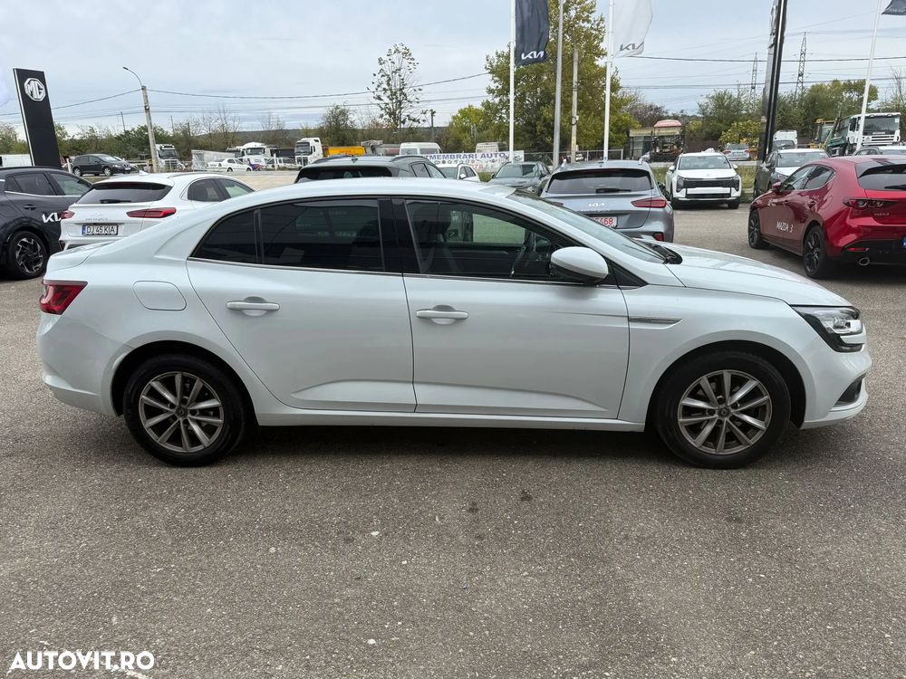 Renault Megane TCe GPF Intens - 4