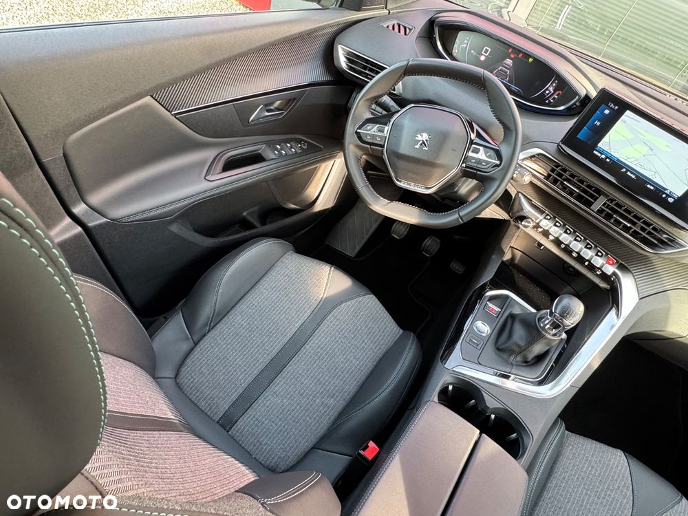 Peugeot 3008 PureTech 130 Stop & Start Allure - 28