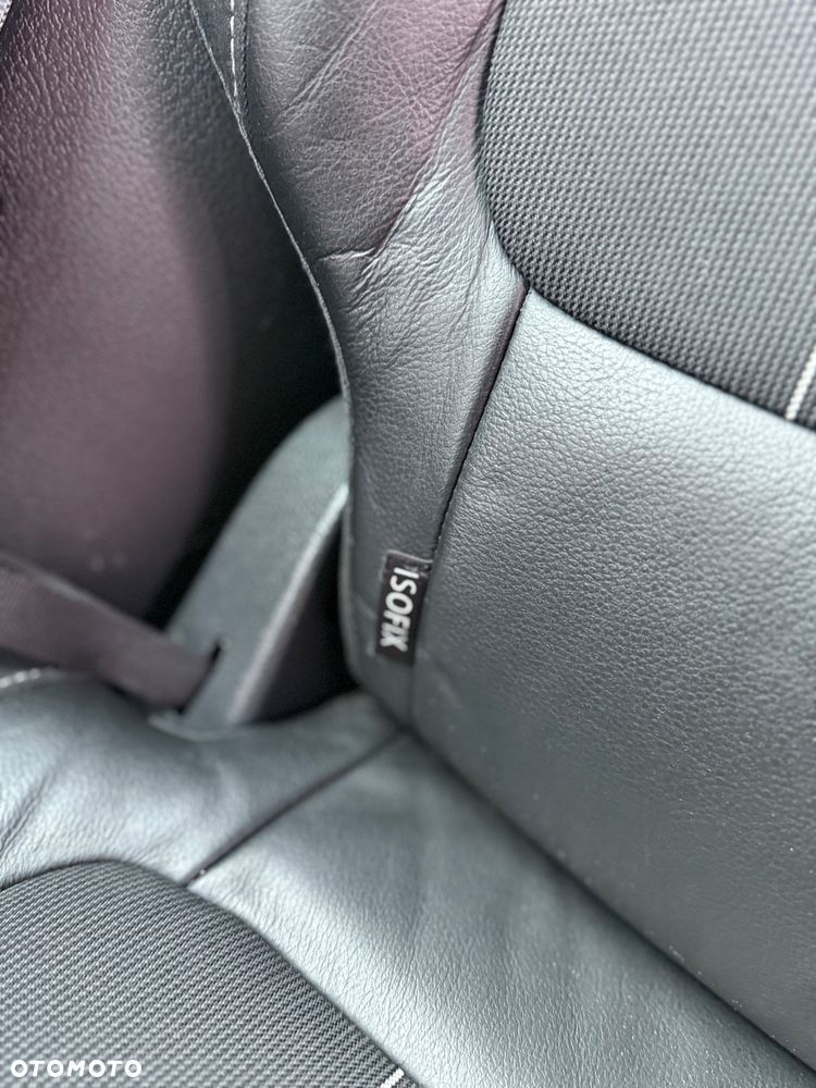 Volkswagen Golf Plus 1.6 TDI Highline - 16