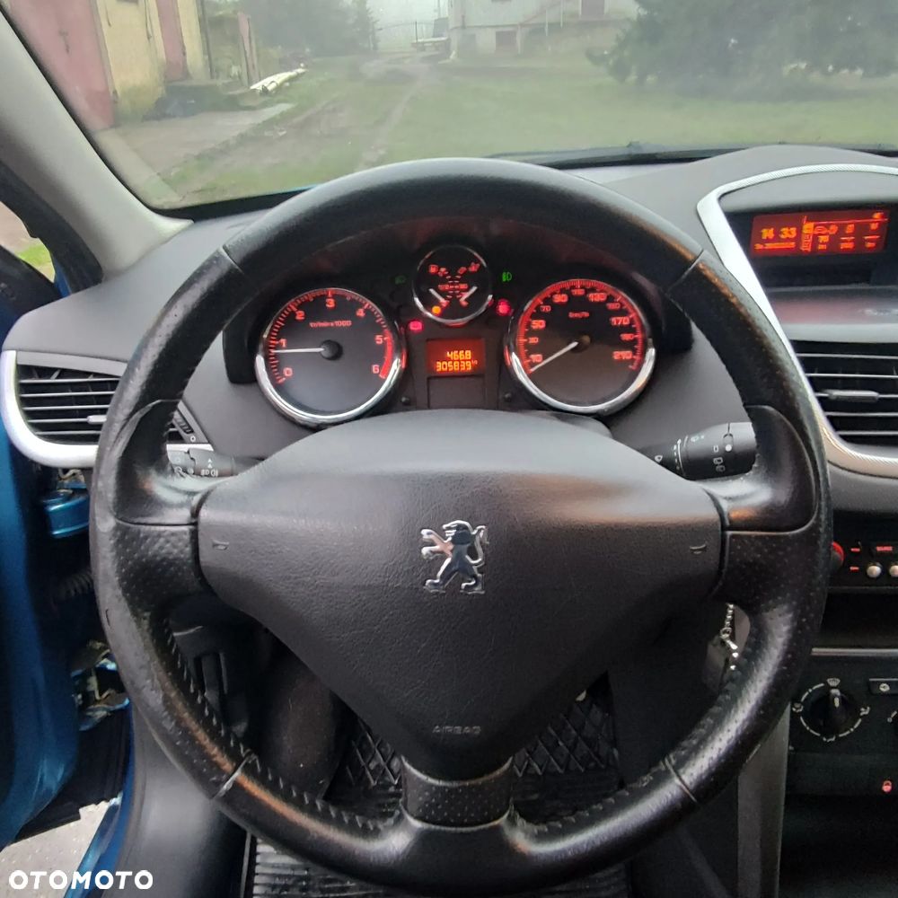 Peugeot 207 - 39