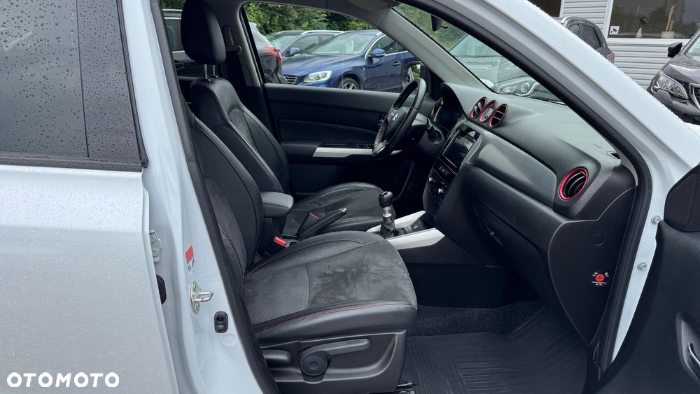 Suzuki Vitara 1.4 Boosterjet XLED 2WD - 32