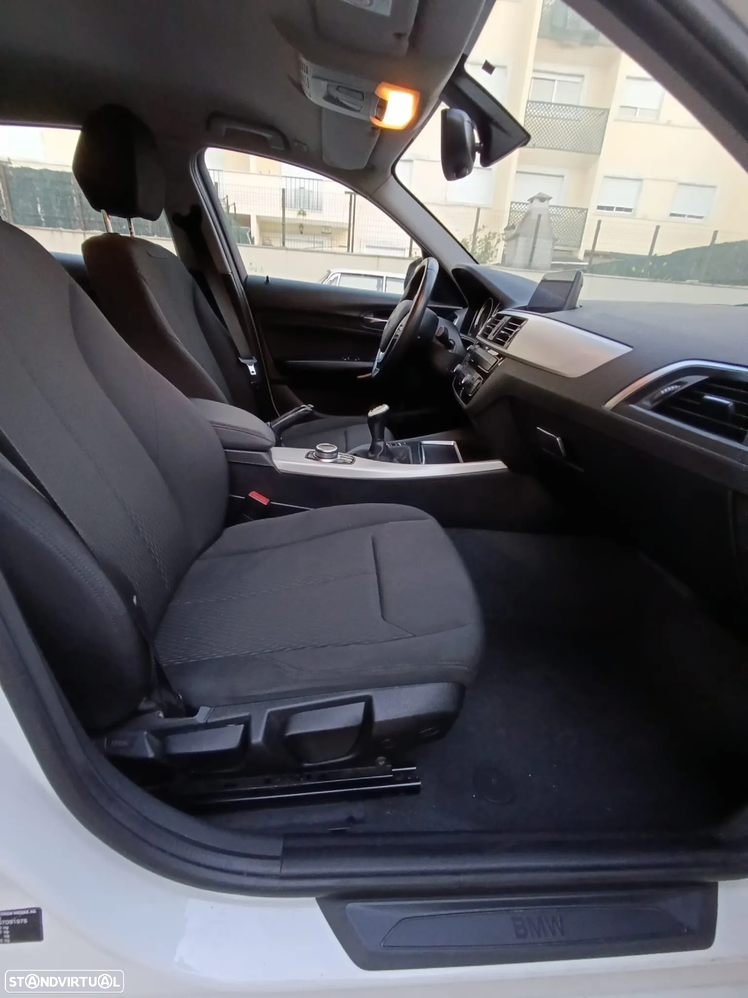 BMW 116 d EDynamics Line Sport - 24