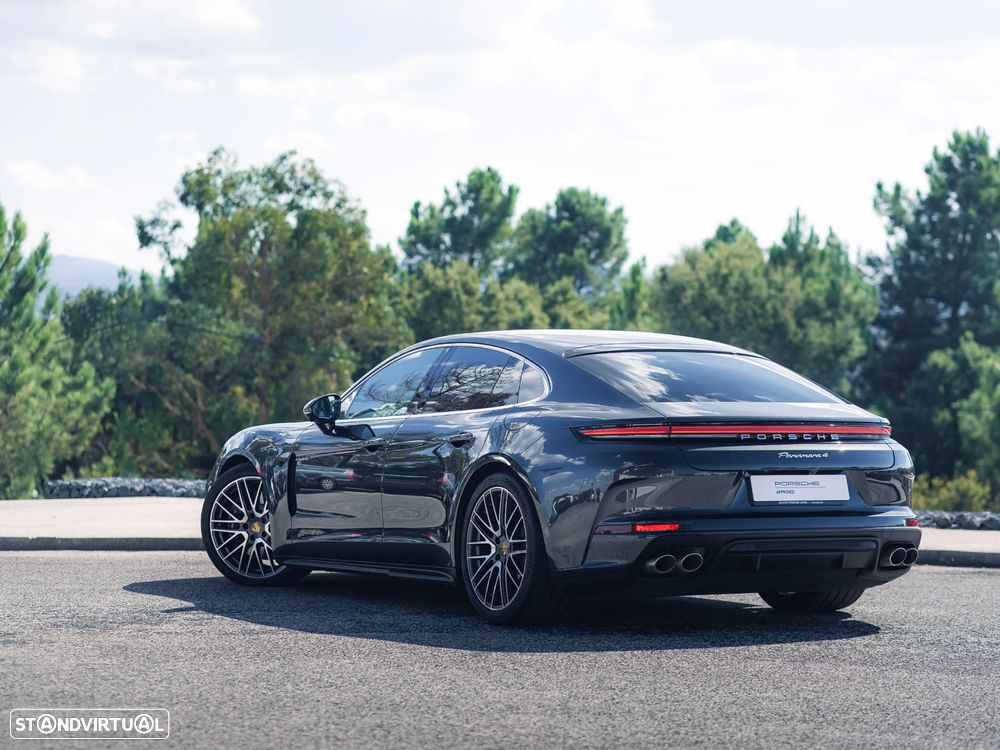 Porsche Panamera 4 E-Hybrid - 5
