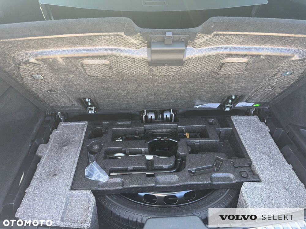 Volvo XC 90 - 21