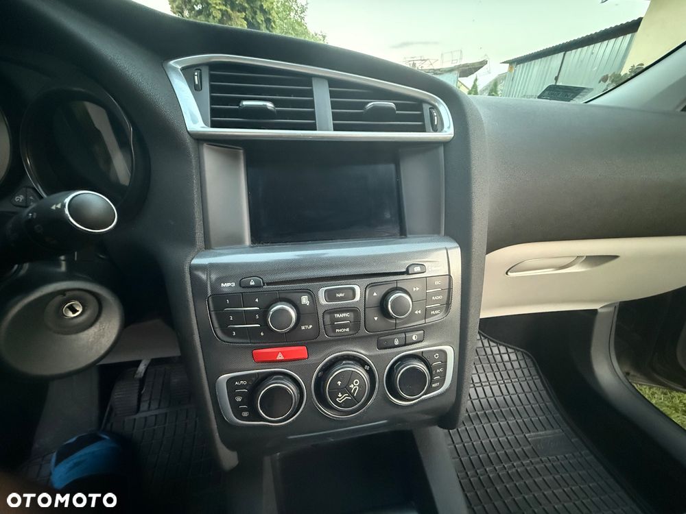 Citroën C4 1.6 VTi Exclusive - 16