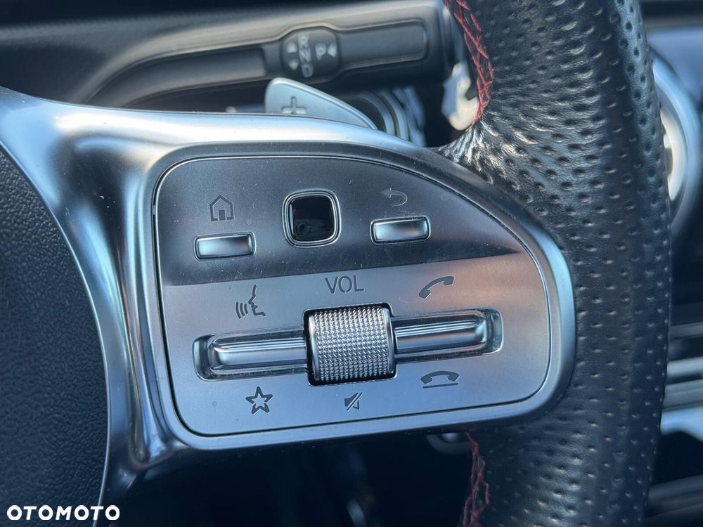 Mercedes-Benz CLA 200 d AMG Line 8G-DCT - 28