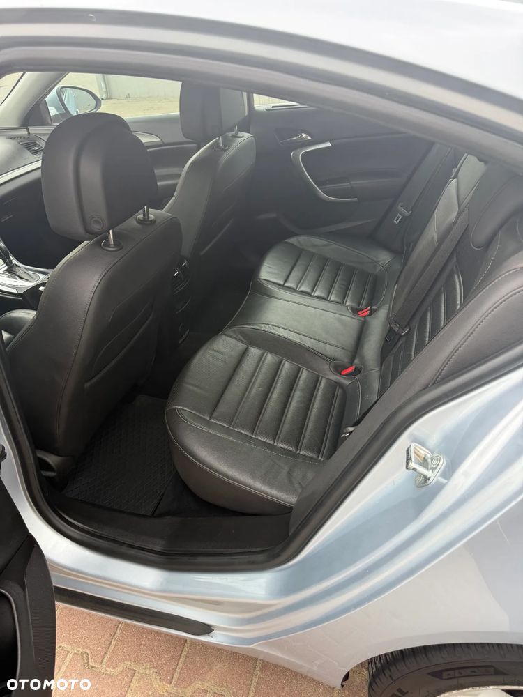 Opel Insignia - 19