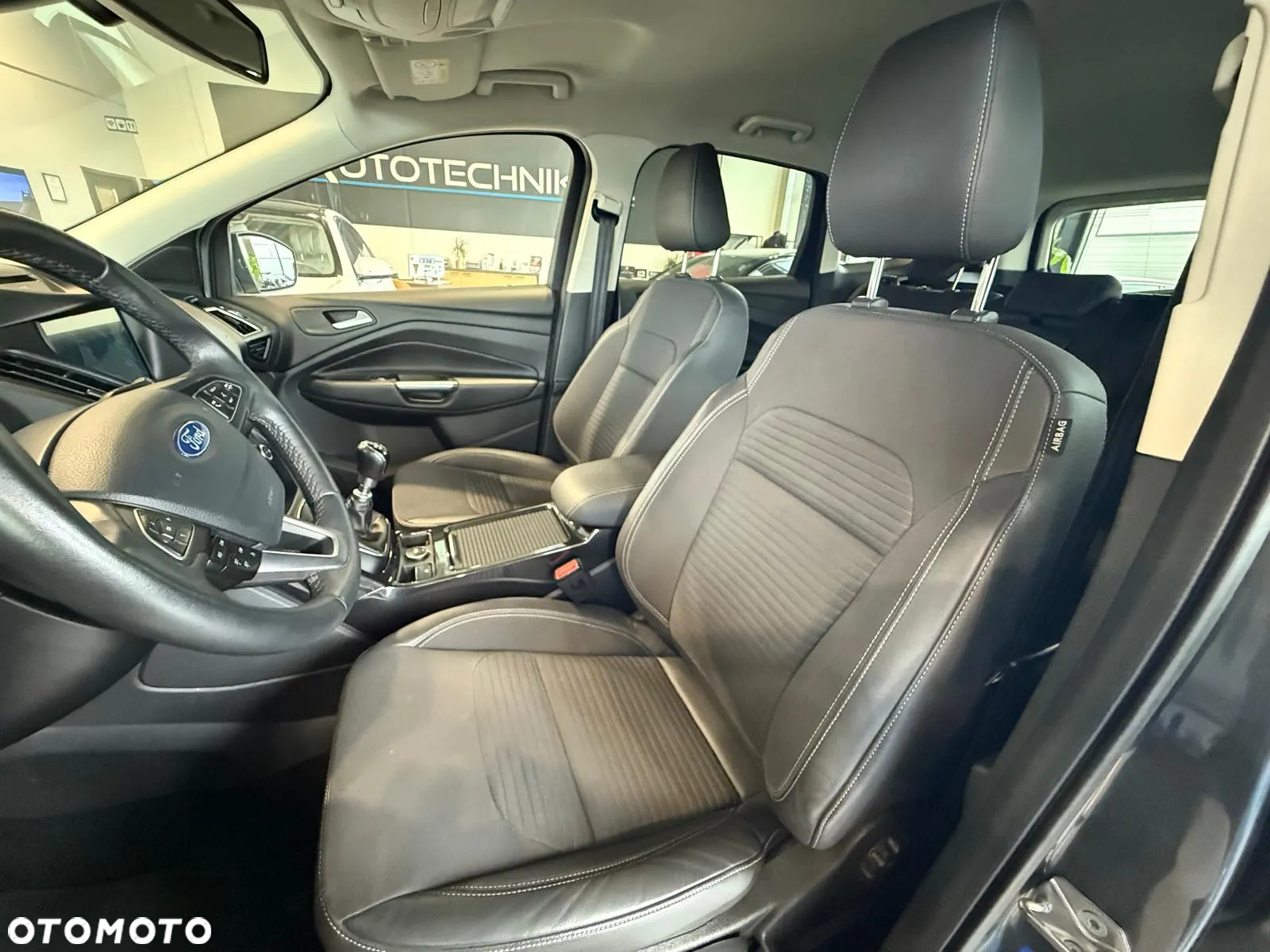 Ford Kuga 1.5 EcoBoost 2x4 SYNC - 7