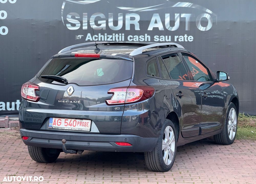 Renault Megane ENERGY dCi 110 Start & Stop Bose Edition - 4