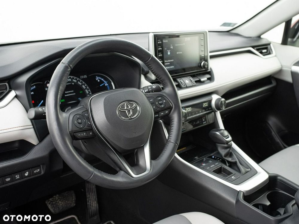 Toyota RAV4 - 7