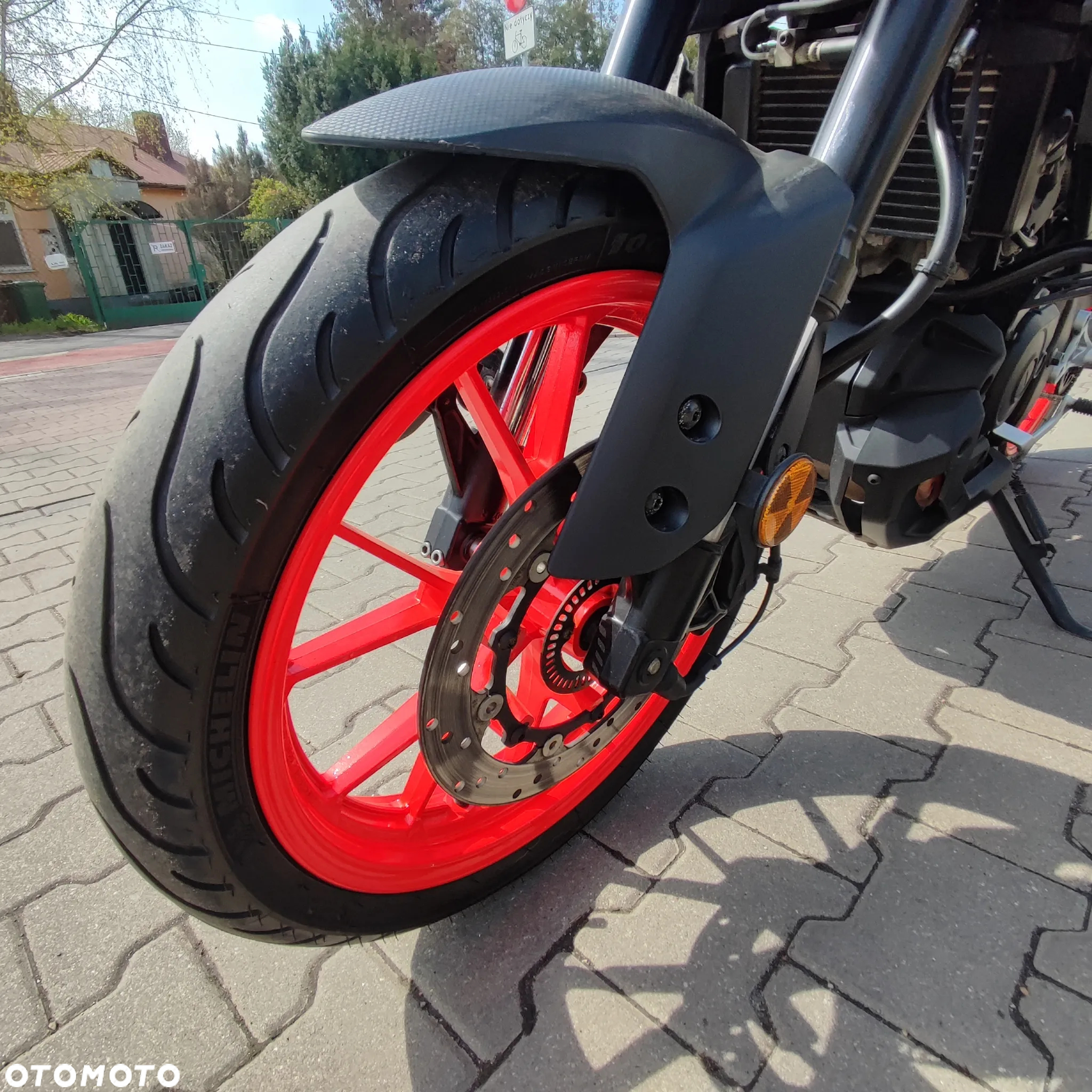 Yamaha MT - 8