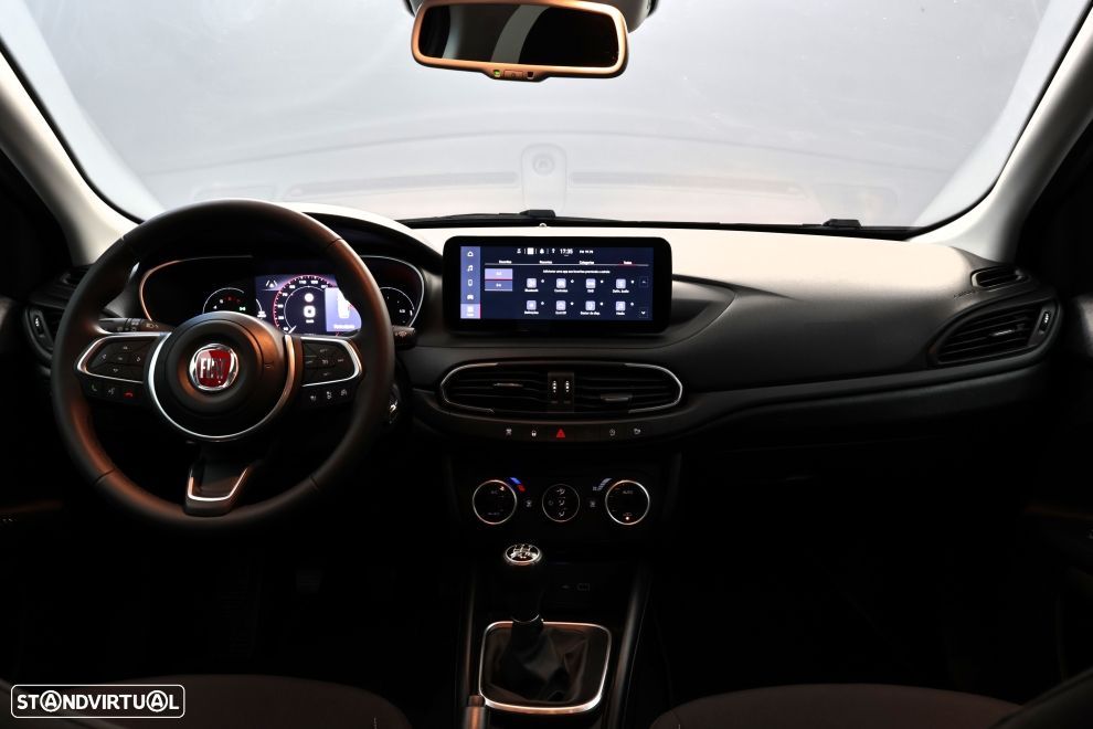 Fiat Tipo Station Wagon Cross 1.0 GSE T3 Cross - 20