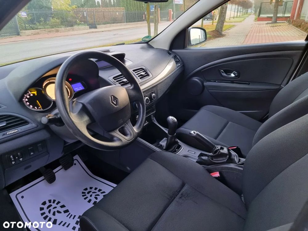 Renault Megane 1.6 16V Authentique - 5