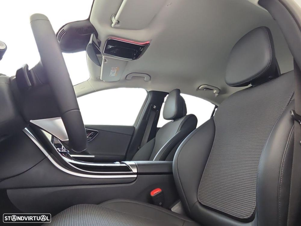 Mercedes-Benz C 220 d Avantgarde - 13