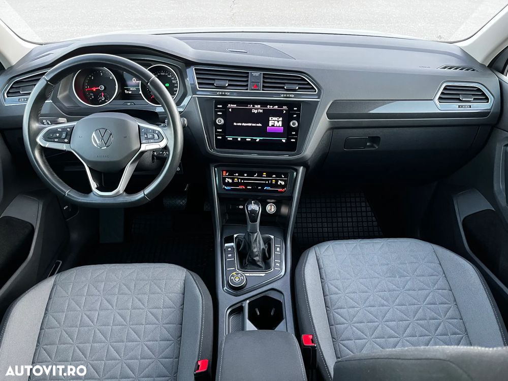 Volkswagen Tiguan - 13